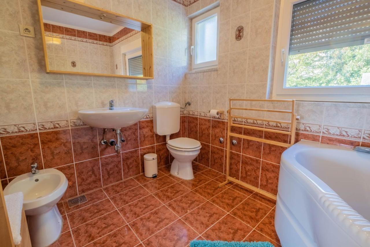 Apartman Ahel Jadranovo Luaran gambar